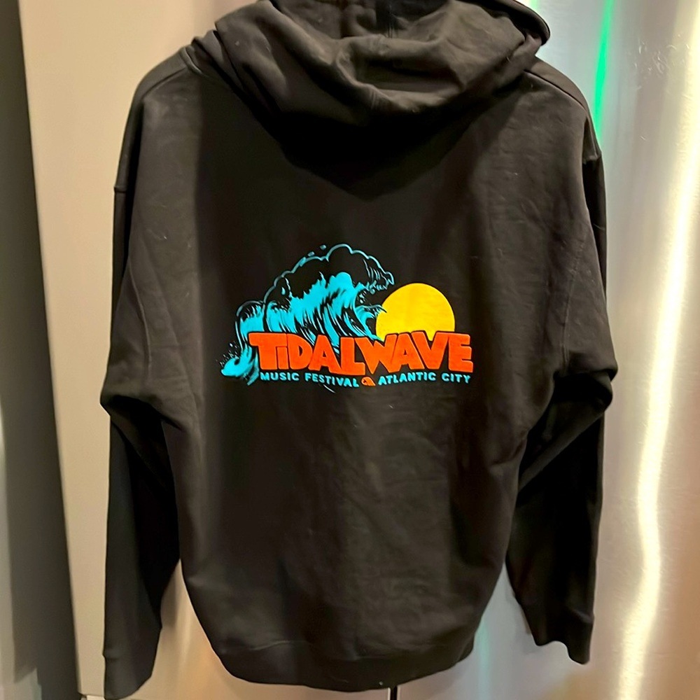 TIDALWAVE music festival BLACK Zip up Hoodie JACKET sweatshirt Atlantic City LRG